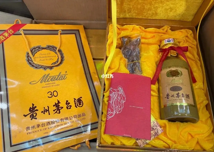 牡丹江茅台30年与存放三十年老茅台酒质有什么区别？哪个回收价格更高？