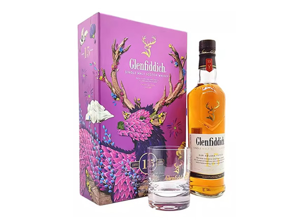牡丹江收购格兰菲迪15年威士忌福鹿礼盒装Glenfiddich苏格兰威士忌700ml上门回收