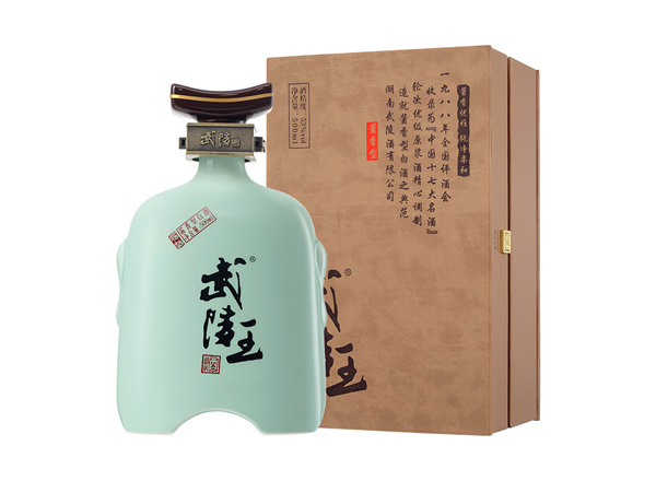 牡丹江武陵酒武陵王回收武陵王文王/武王53度500ml礼盒装行情价格
